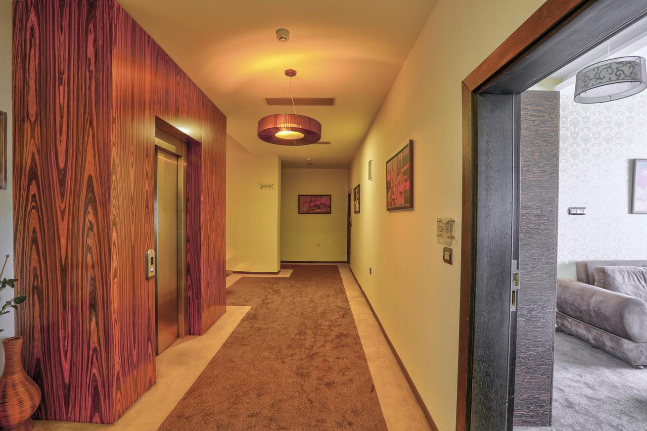 Amazona Hotel Prishtinë Ngoại thất bức ảnh